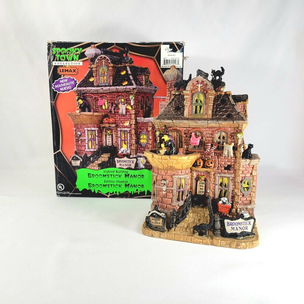 Lemax Spooky Town Broomstick Manor Halloween Village 2011 Illuminated Box Works